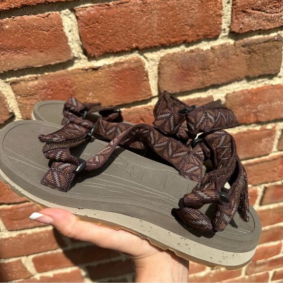 L.L. Bean Katahdin Geo 4 Point Sandals Coffee Bean Brown Men’s Size 8 NEW